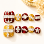 Color-block cat-eye press-on nails with zircon diamonds